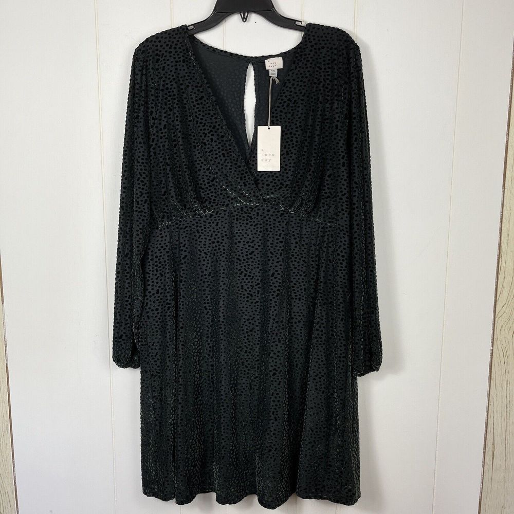 NWT A New Day Women Dress Velvet XXL Green Swiss Dot Spots Long Sleeve Faux Wrap